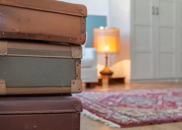 Le Dimore Del Teatro Πανσιόν Τεργέστη